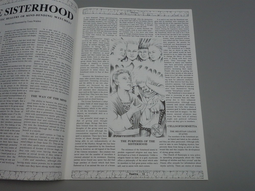 Australian Realms: Issue # 25