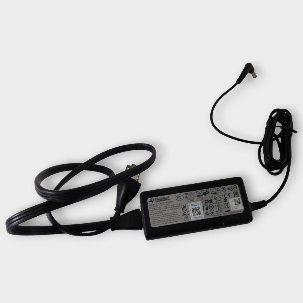 Intel NUC11ATKC4000 Celeron N5105 Processor Mini PC Barebone with Cord *TESTED!*