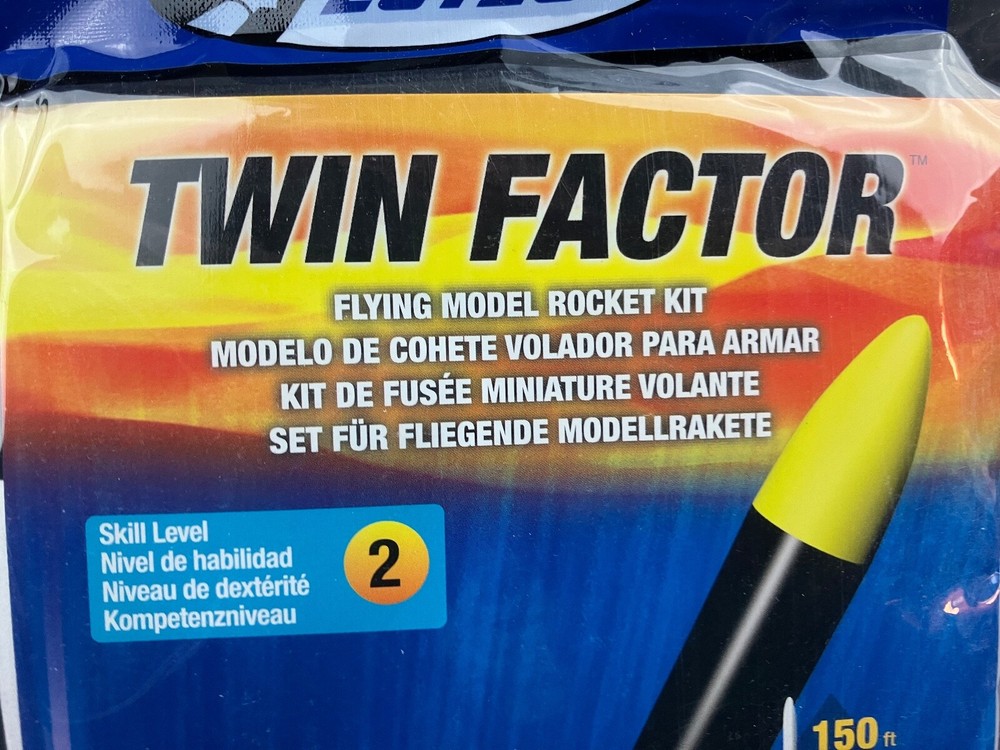 Two 2-Stager Lot! Estes Supernova & Twin Factor Flying Model Rocket Kits