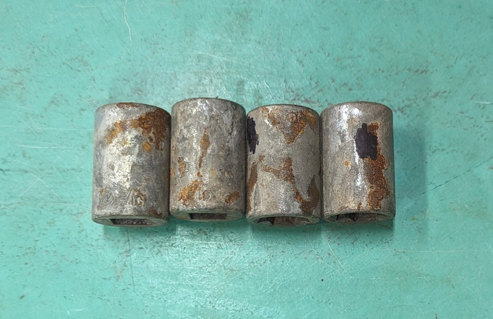 9/16" Double Square 8 Point Socket - 1/2" Drive - Vintage - Bonney?