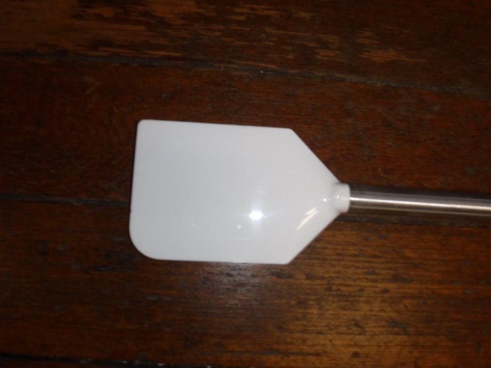 NEW Paddle Scraper, White , 3CPE9 (T)