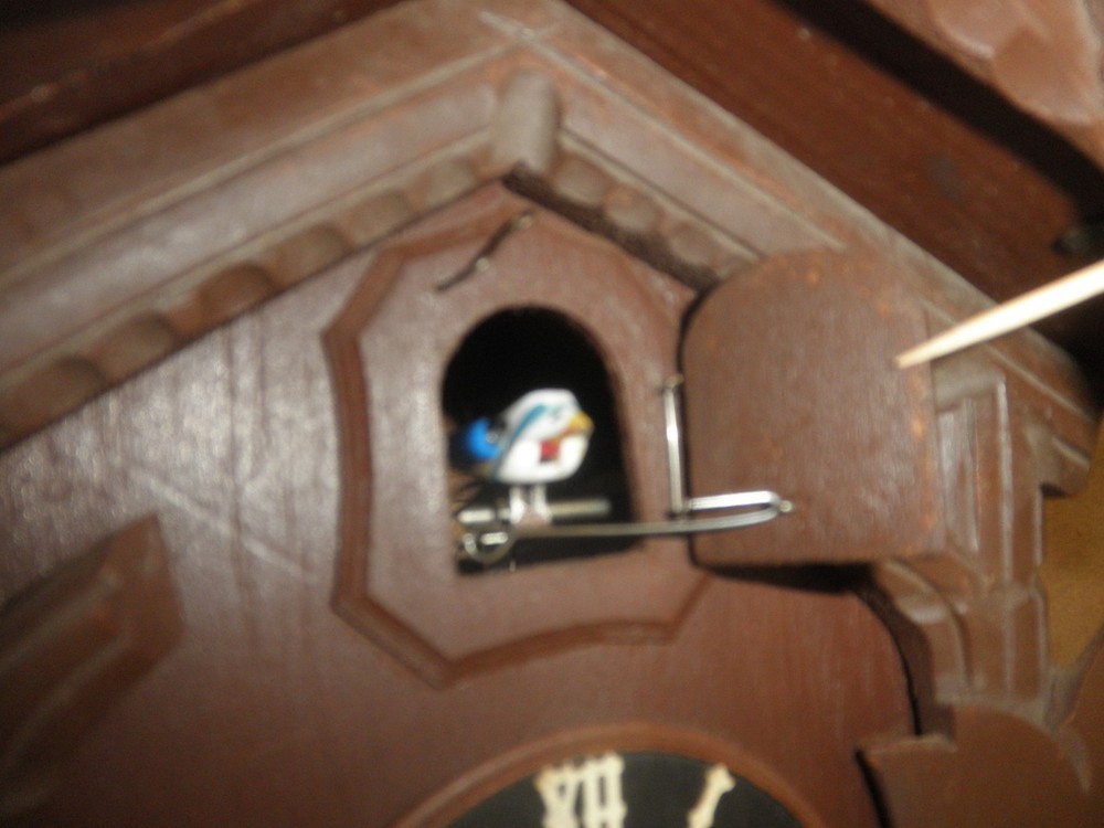 German Black Forest made working Herbert Herr 8 day Cuckoo Clock CK3292