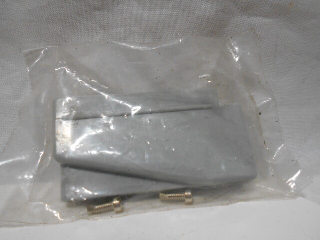 WALDOM DB512131 CONNECTOR-New In Box