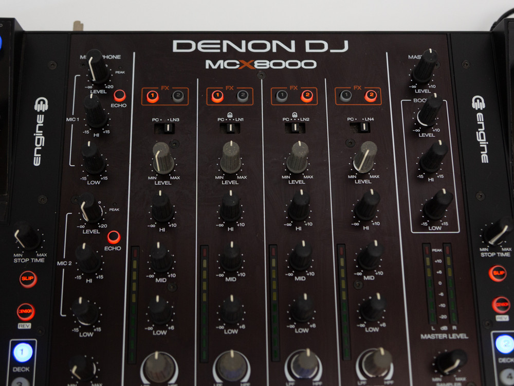 Denon MCX8000 DJ Controller Standalone Engine USB Serato Pro Tested