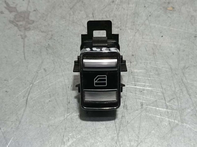 A22182017 Mercedes-Benz S-Class Rear Right Window Regulator Switch