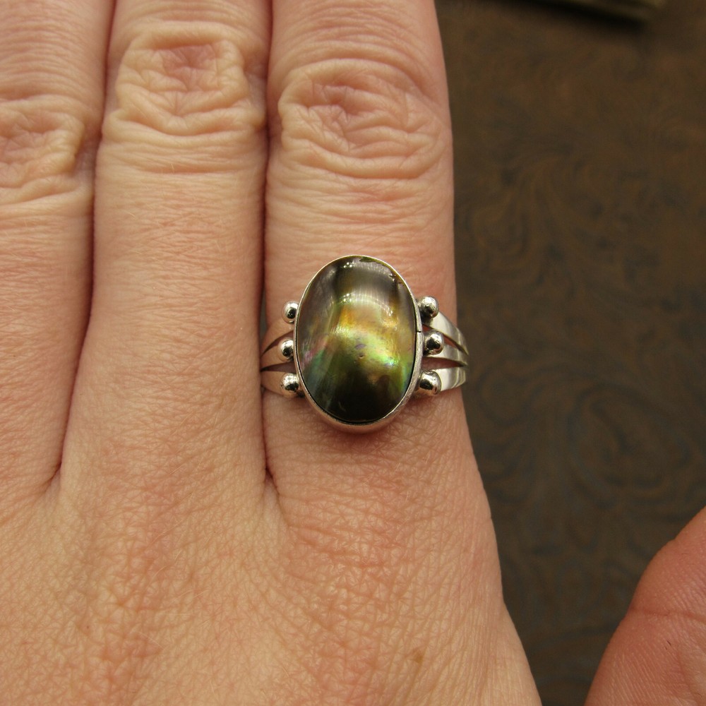 *Sterling Silver and Brown Pearlized Cab Ring Size 7 3/4