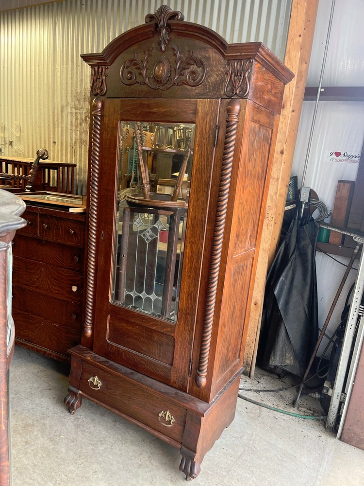 Oak Single Door Wardrobe