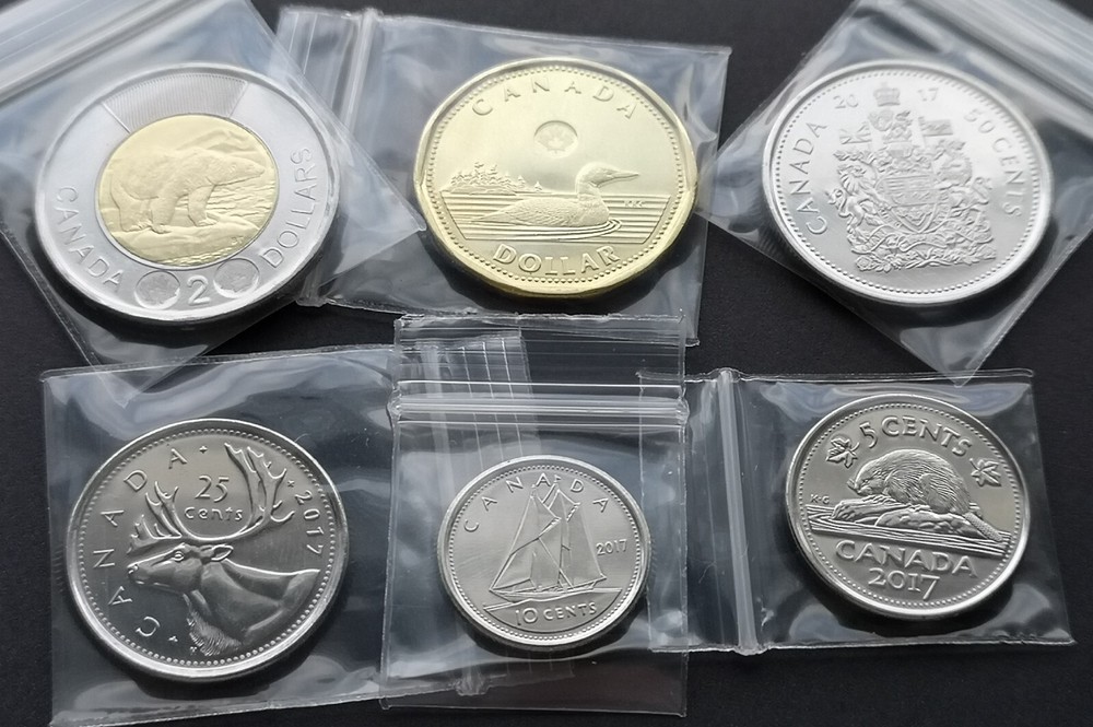 *** CANADA  2017  UNCIRCULATED   COINS  SET *** GOOD  DEAL ***