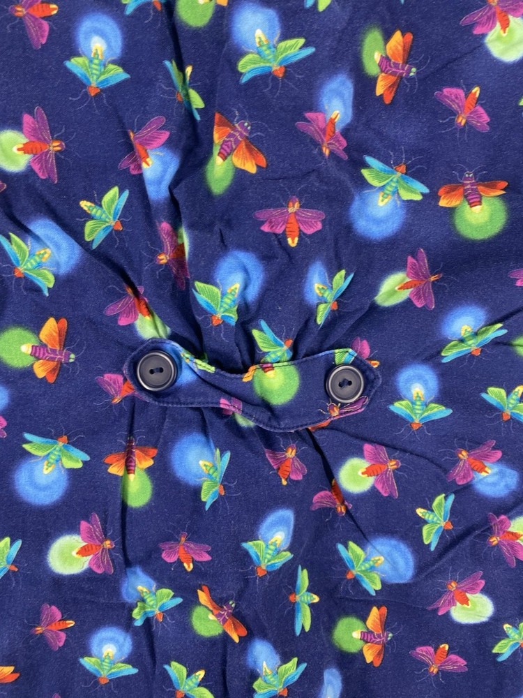 XS Light Bug Patterned Peaches Scrub Top