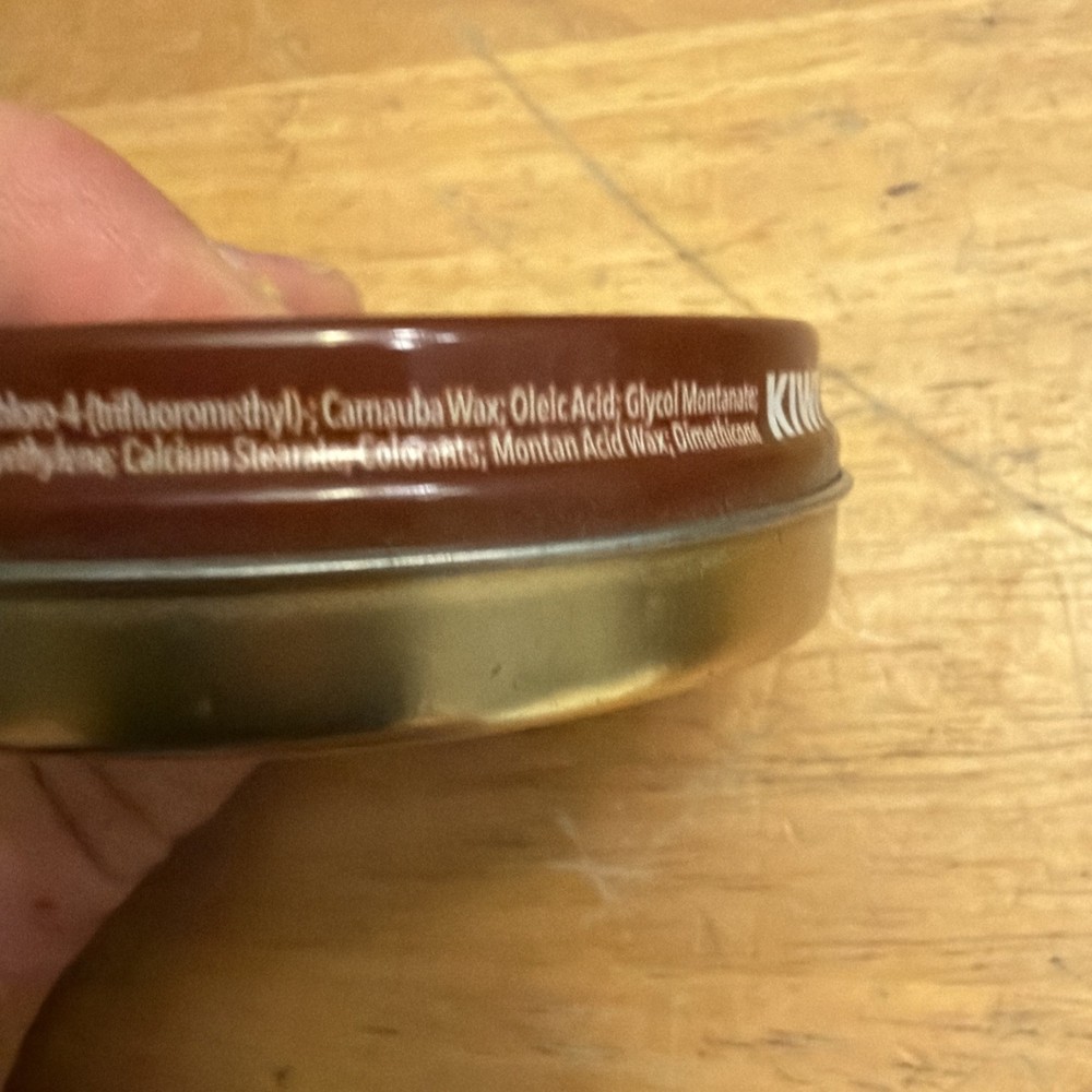 Kiwi Parade Gloss Paste, 1.125 Oz, Brown