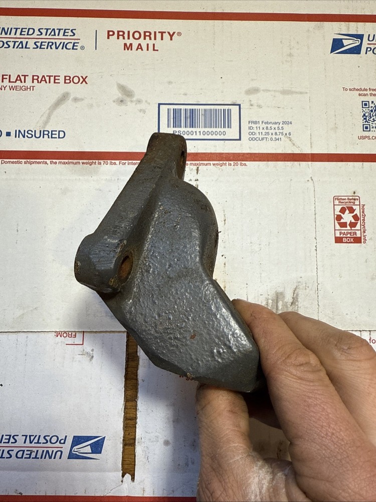 OMC Engine mount 911841