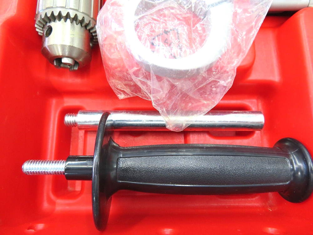 Milwaukee 3107-6 1/2in D-Handle Right Angle Drill Kit