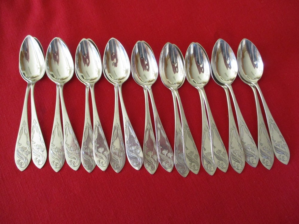 (18) Possibly German 800 Silver Teaspoons, Fancy Pattern 262 grams