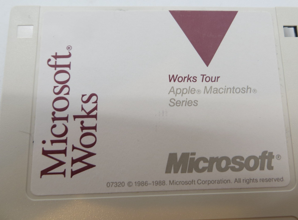 Microsoft Works Version 2.0 3.5" Floppy Disks for Apple Macintosh Computers 1990
