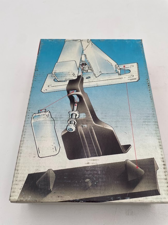 THULE kit#124 MITSUBISHI Diamant 4-d,90-, Sigma 4-d 90-