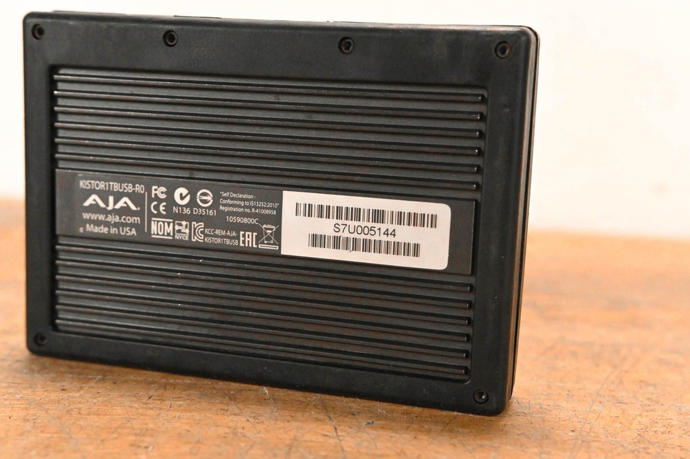 AJA KISTOR1TBUSB-R0 1TB KiStor Solid State Drive for Ki Pro CG01RF5