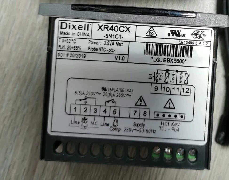 1PCS NEW XR40CX-5N1C1 temperature controller