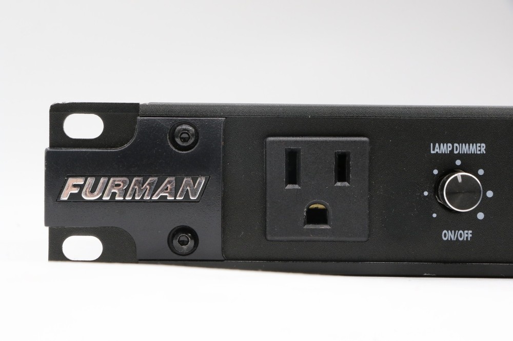 Furman PL-8 C Power Conditioner