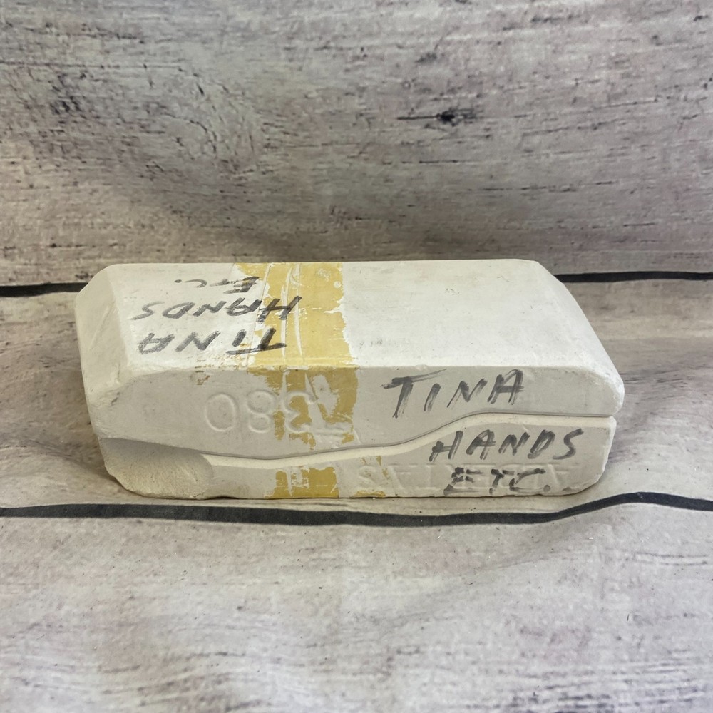 Alberta's Ceramic Casting Mold Tina Hands #380