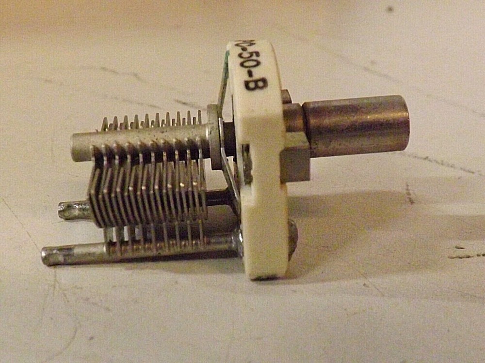 Capacitor,Variable,Air Die,Hammarlund Mfg. Co. pn. MAPC-5-B