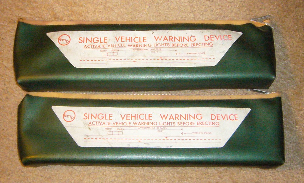 ROAD HAZARD REFLECTORS HEAVY DUTY FOLDING PAIR