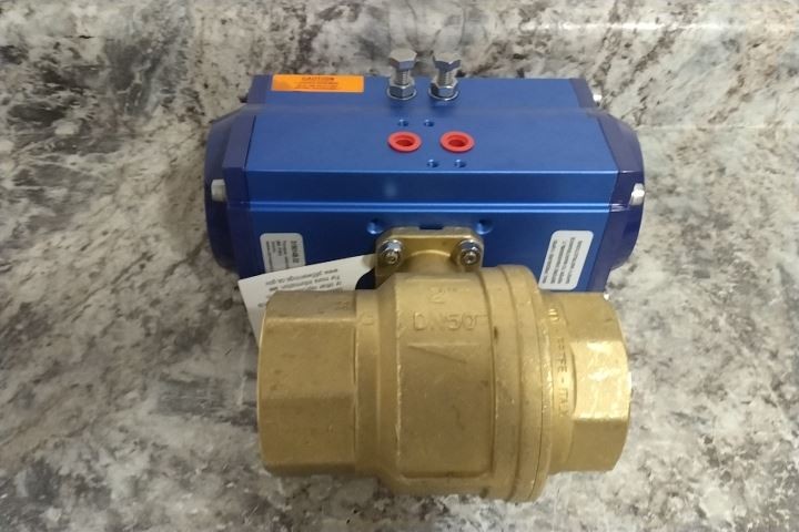 Dynaquip Controls PHH28ATSR08310A 2 In Pneumatically Actuated Two-Way Ball Valve
