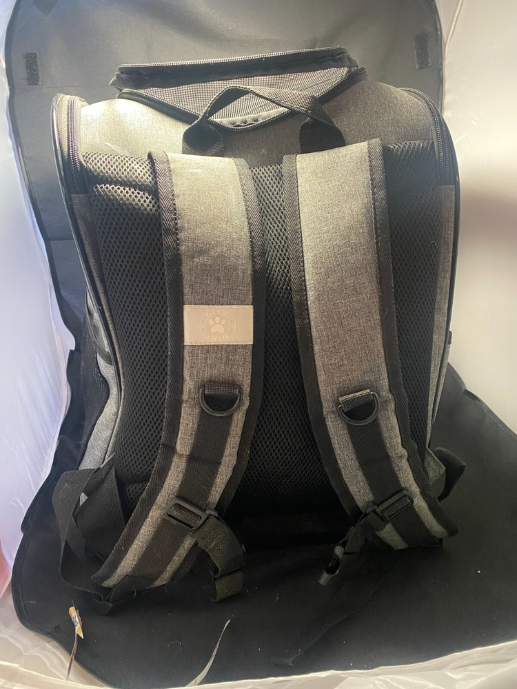 Backpack dog /cat carrier- airline approved (A)