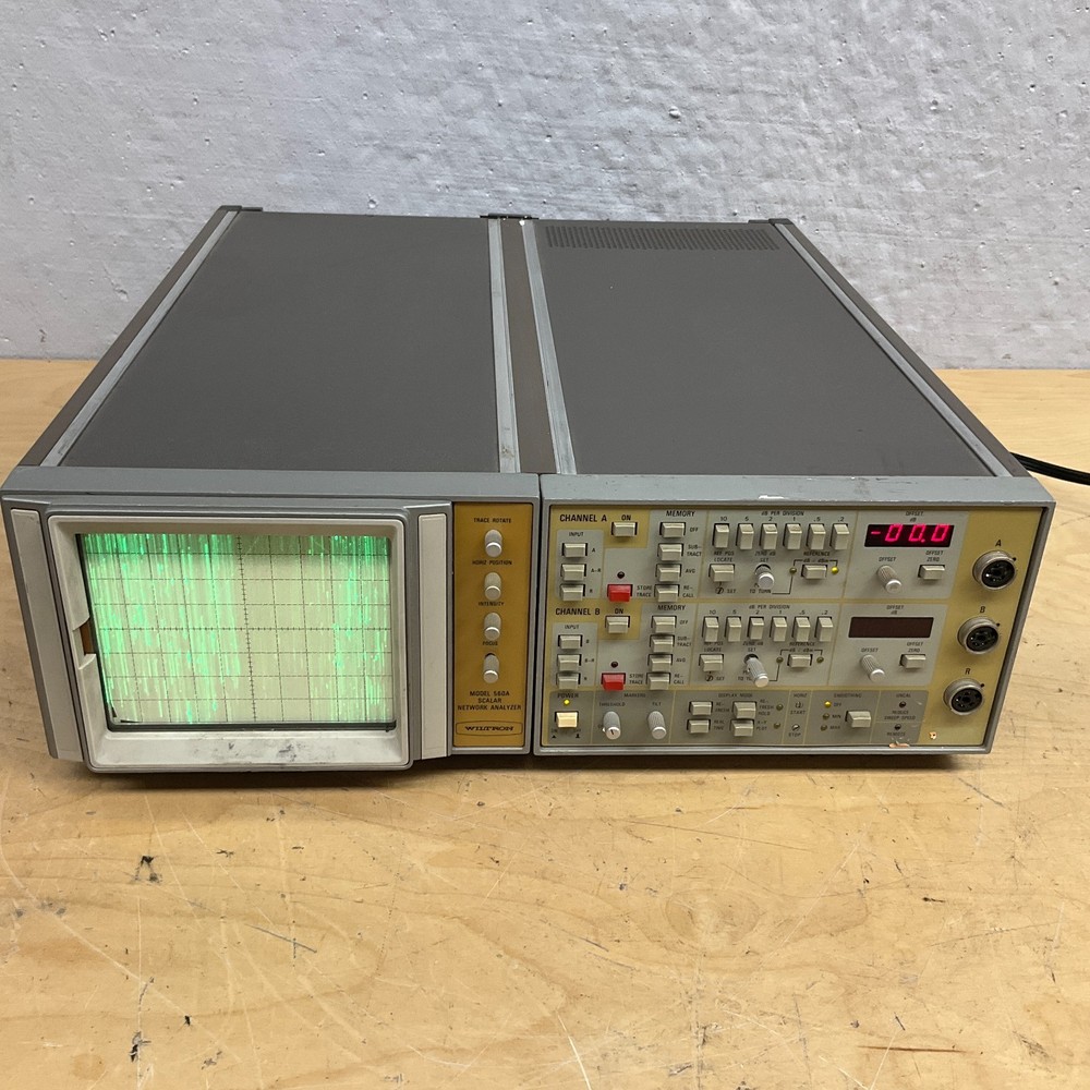 WILTRON MODEL 560A SCALAR NETWORK ANALYZER Tested and Working