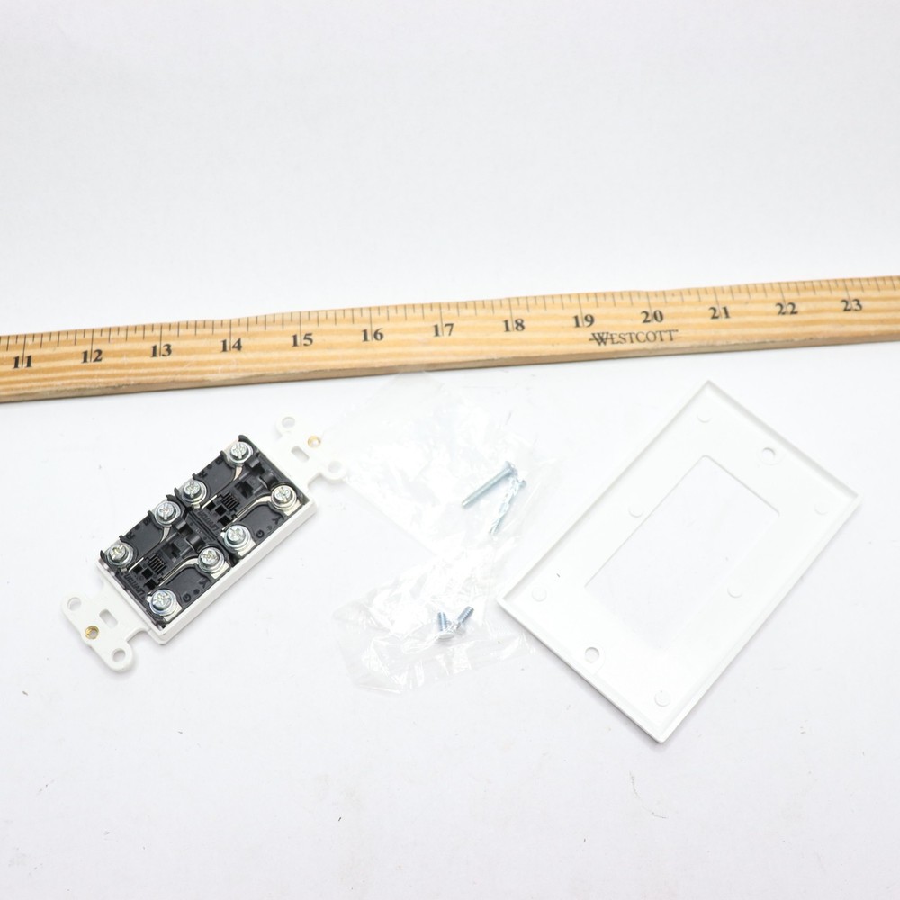 Leviton White 1-Gang Data Jack Wall Plate (1-Pack)