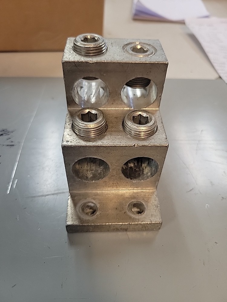 CMC LUG PV4-600 600 KCMIL-2 CU9AL