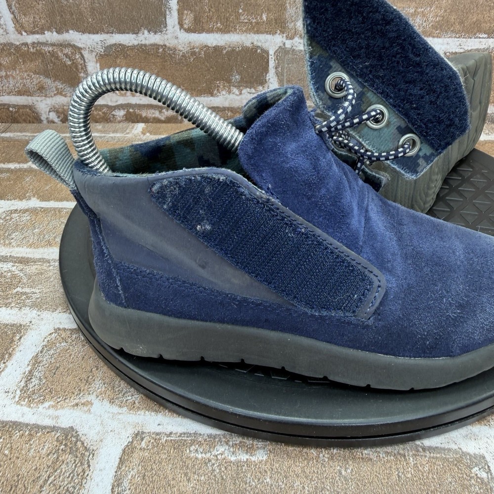 UGG Canoe Reflective Blue Chukka Boots Shoes 1096389 Boys Toddler Size 11