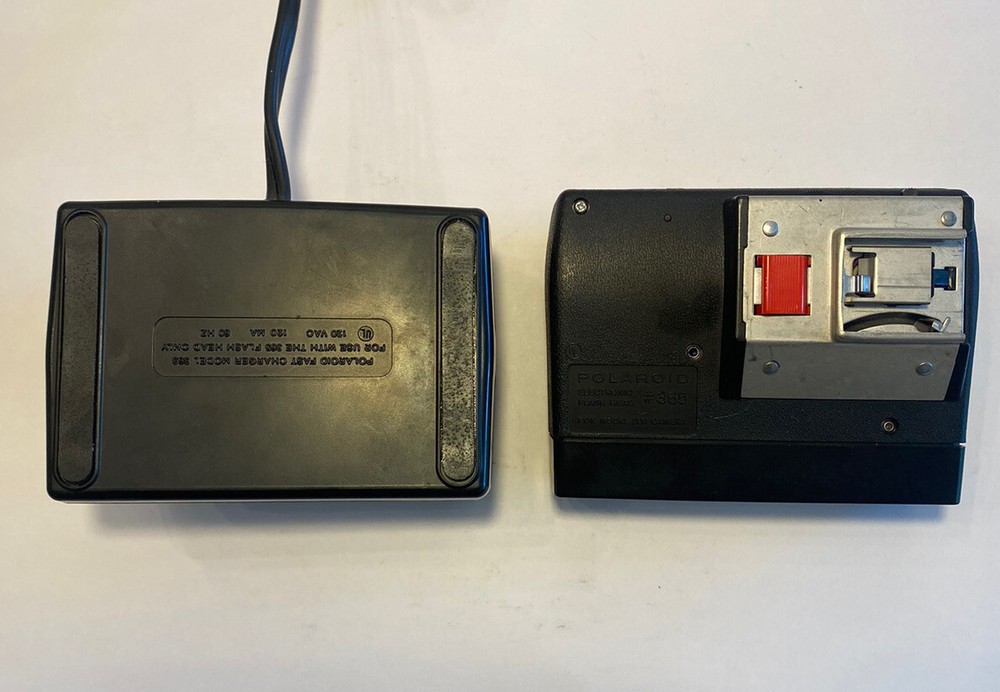 POLAROID ELECTRONIC FLASH AND FAST CHARGER MODEL 363