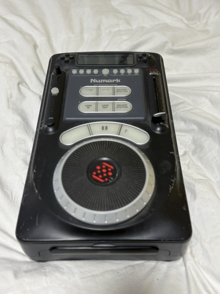 Numark Axis 9 Professional CD Player With Effects used In Working Condition