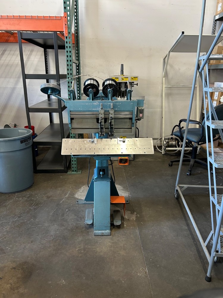 Interlake  Multiple Head Book Stitcher Flat / Saddle, Model P
