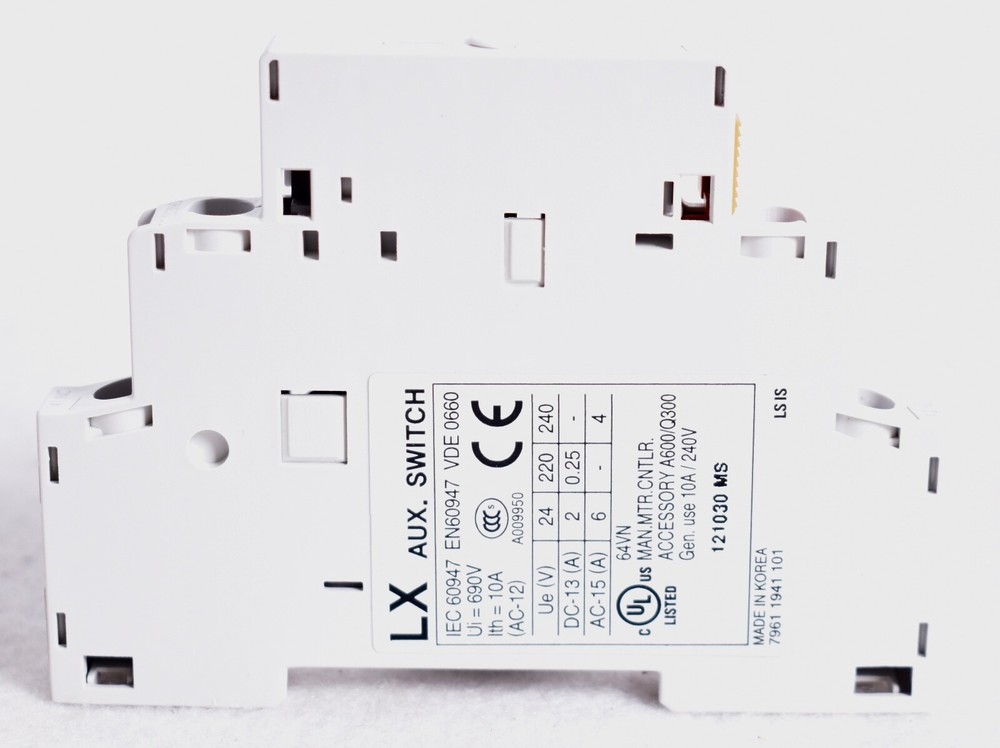 LS IS Auxiliary Contact DC471346U900
