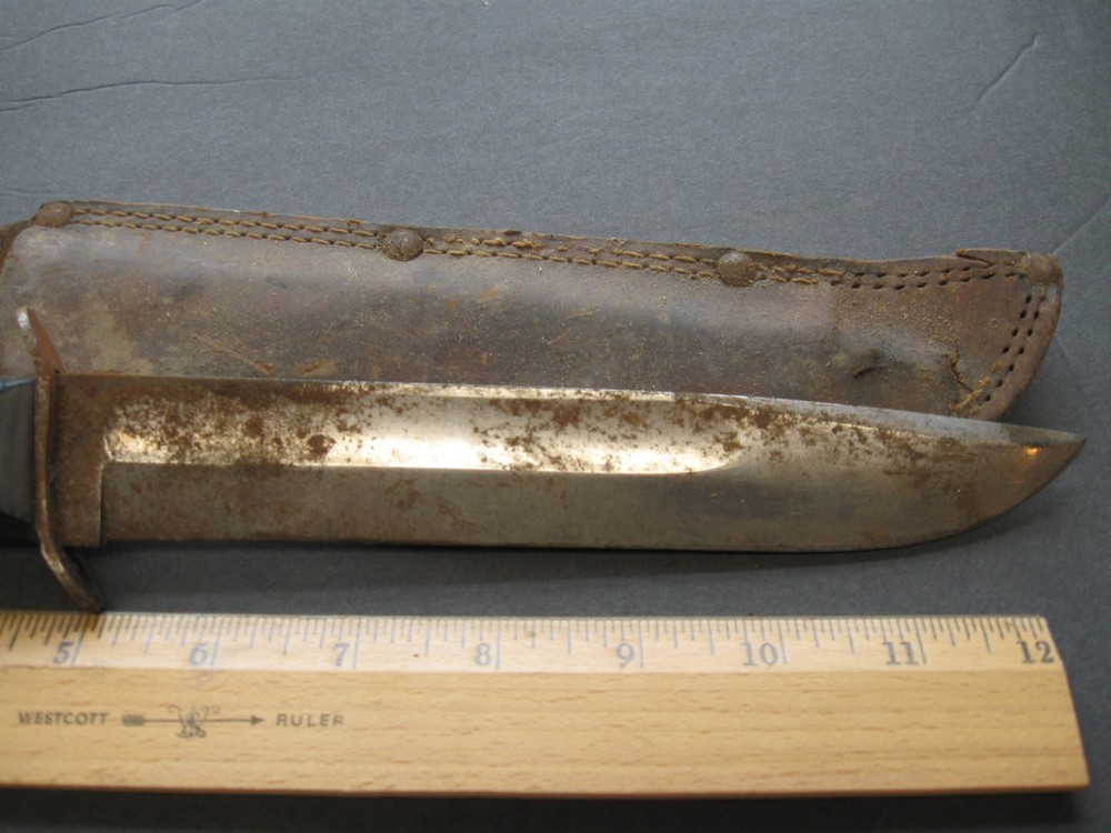 Western WWII fighting knife