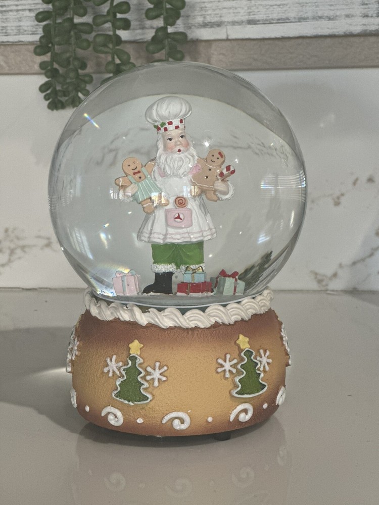Santa Baker Gingerbread Men Musical Snow Globe