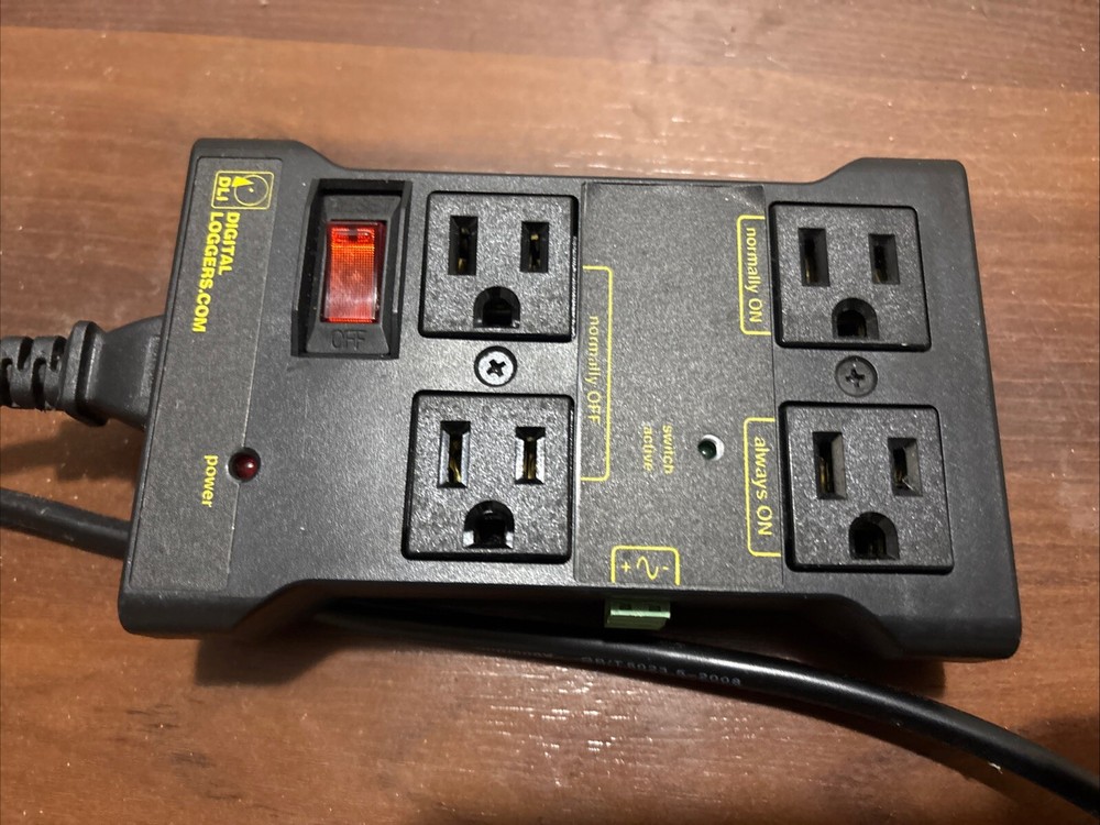Adafruit Controllable Four Outlet Power Relay Module version 2