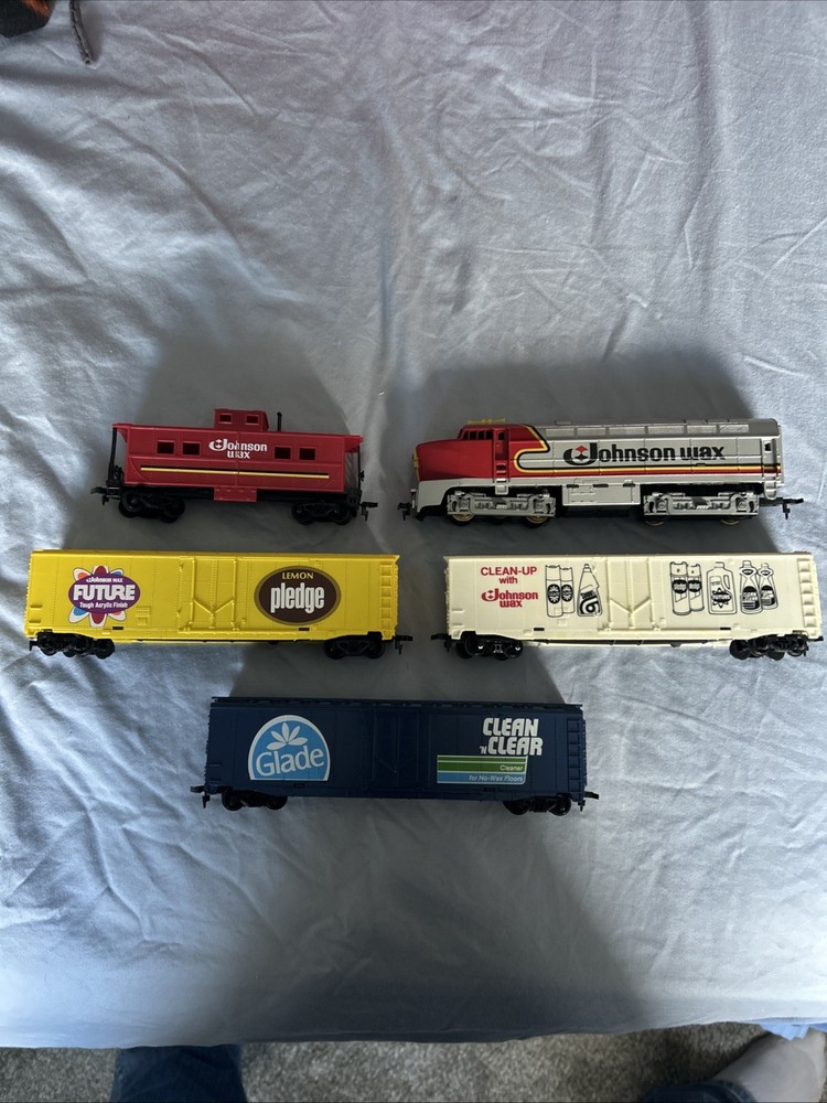 Tyco HO scale Johnson Wax Model Train Set