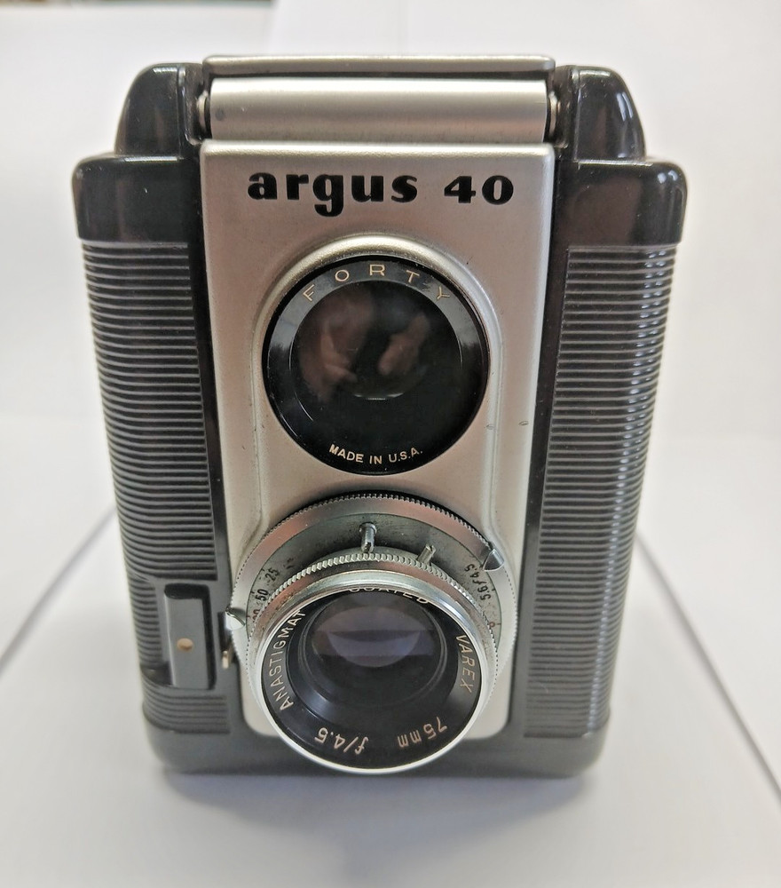 Vintage Argus 40 Camera With Original Leather Case Untested