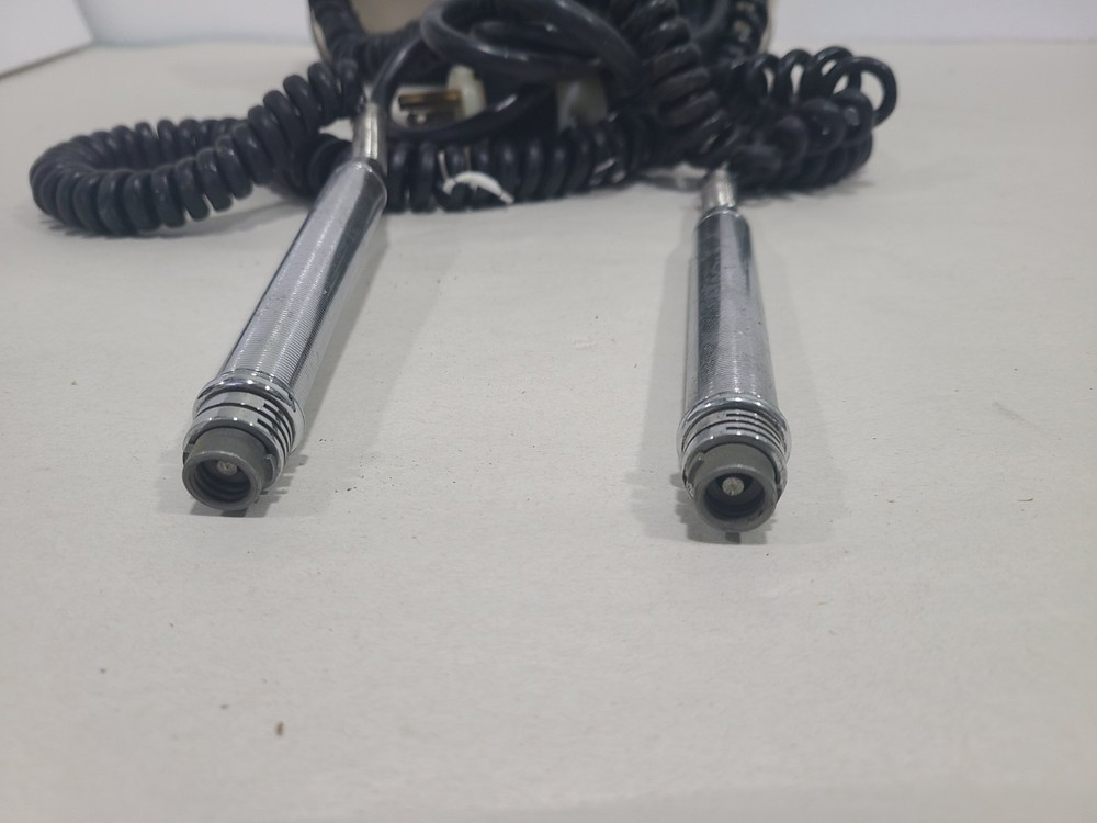 Welch Allyn Wall Transformer Model 749, Powers Up, AS IS UNTESTED