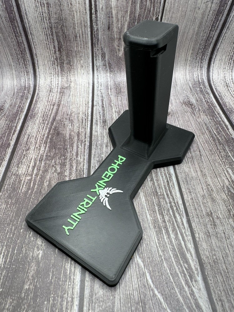 Phoenix Trinity 2011 Pistol Display Stand And Safe Organizer