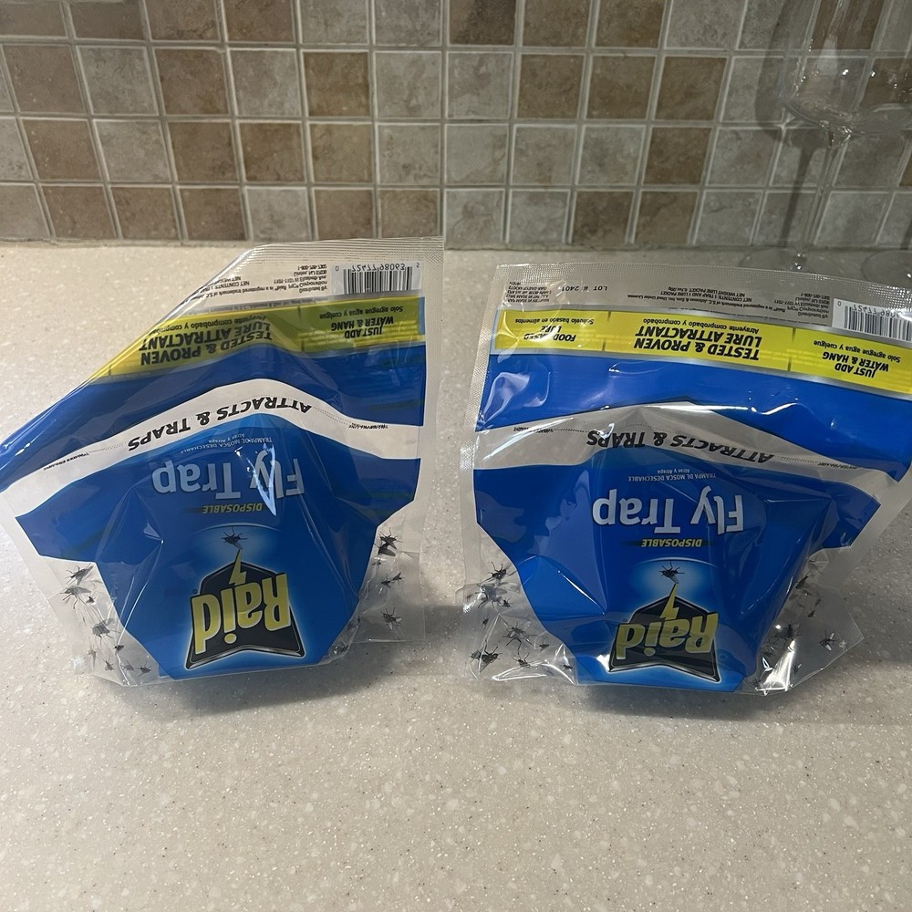 Raid Outdoor Disposable Hanging Fly Trap (2 Pack) C7