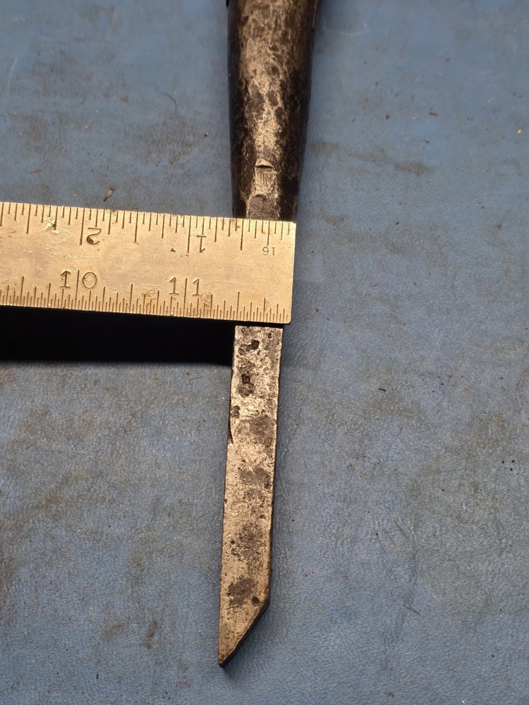1/2" Thick! Wood Socket Chisel Pitted With Handle Timber Framing
