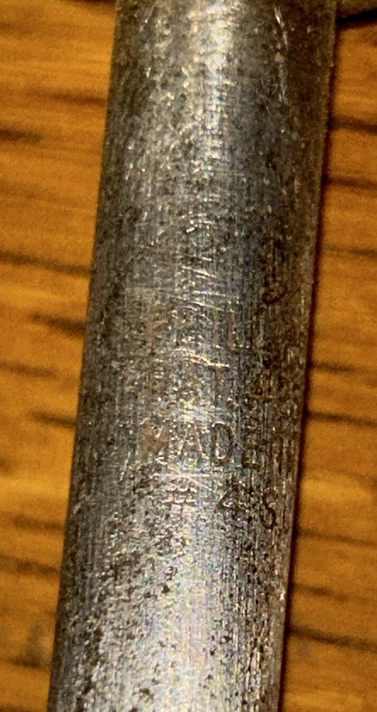 Vintage 1204 MAC #4 Phillips Screwdriver Wood Handle ~ EC