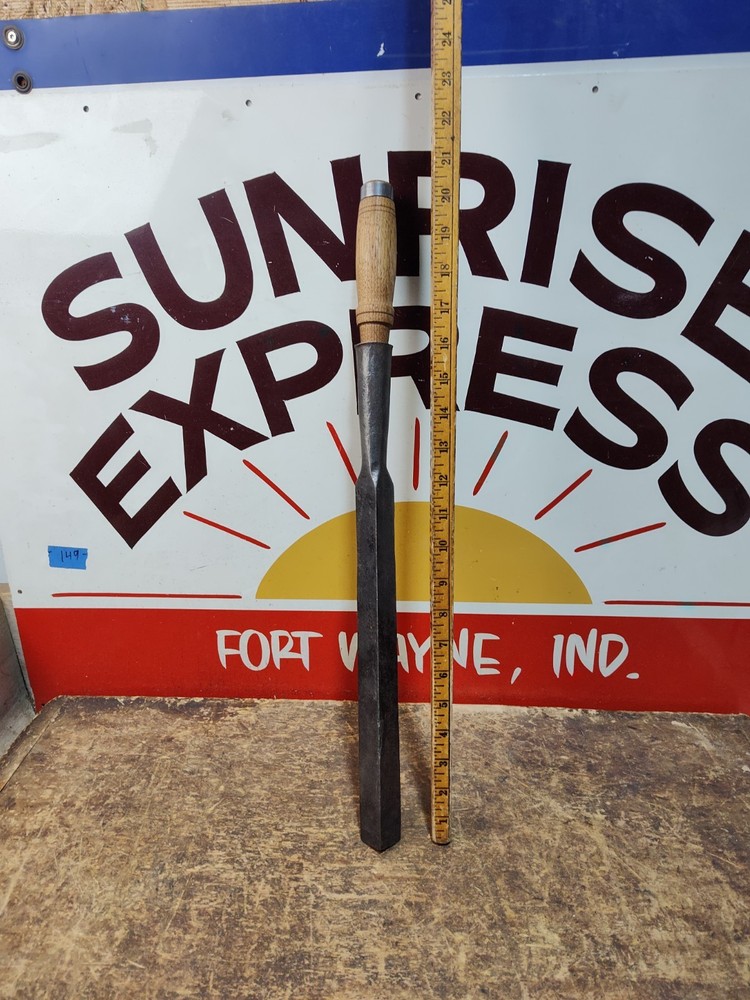 Early Unmarked 1" Socket Corner Chisel Timber Frame Shipwright Timberframe