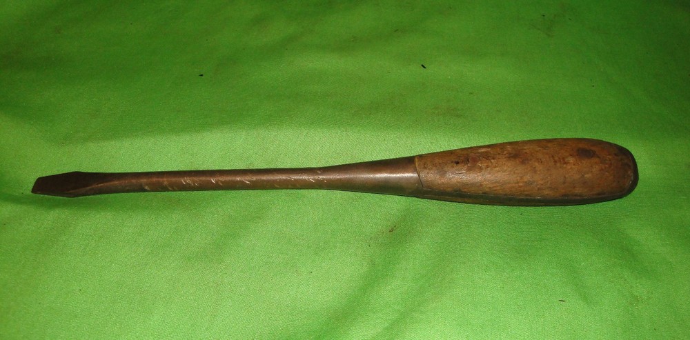 Screwdriver Split Wood Handle