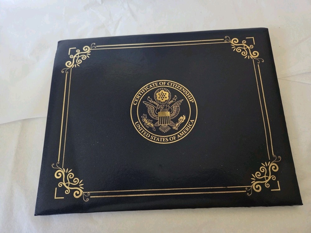 US Citizenship Certificate Holder Naturalization Certificate Cover