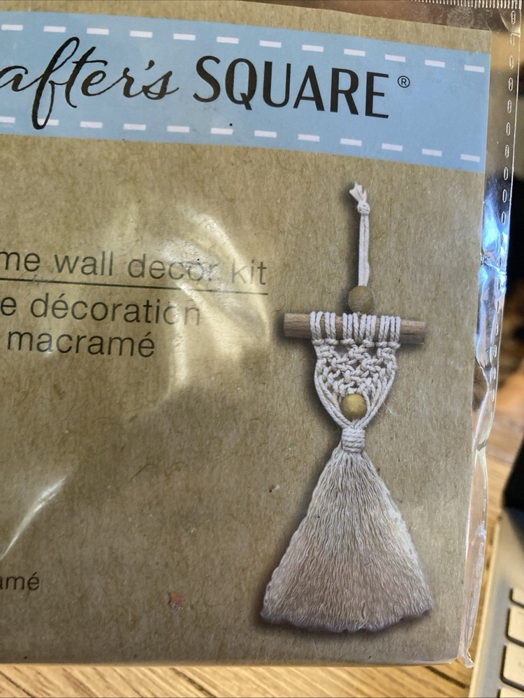 Crafter's Square Mini Macrame Wall Decor Macrame Kit SEALED NEW
