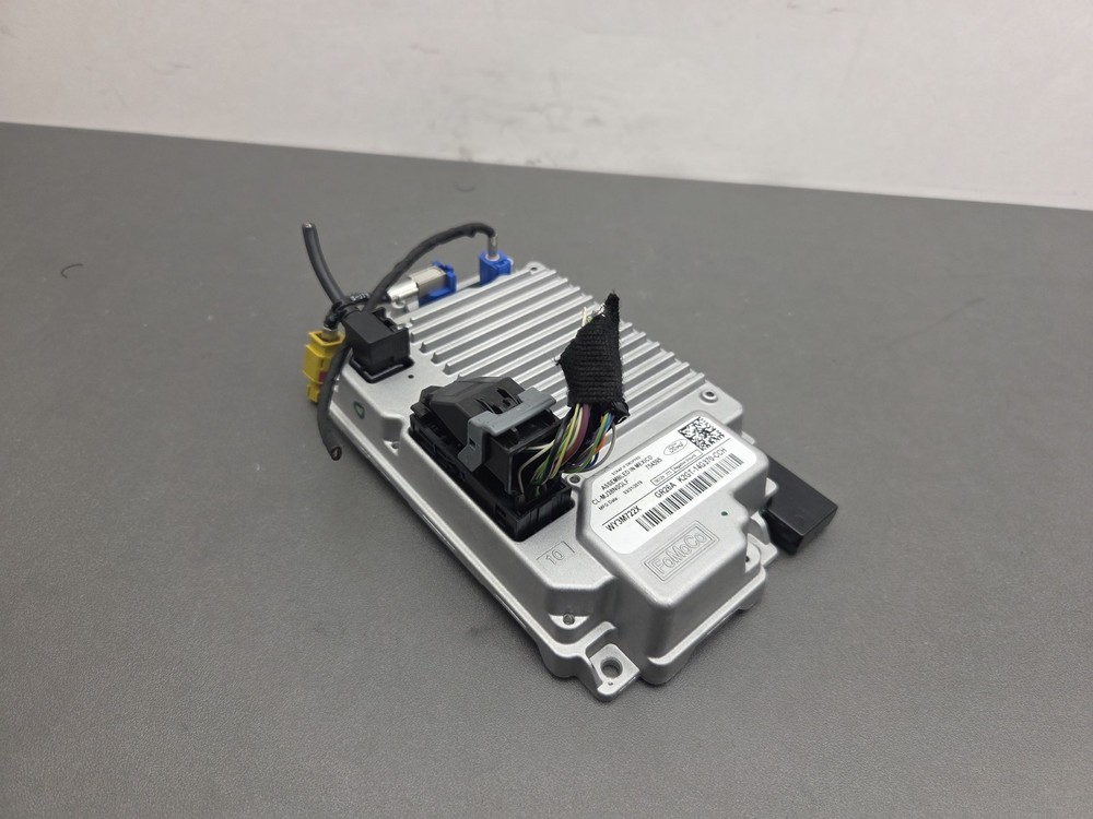 2019 Ford Edge Communication Module (SYNC); Part #: K2GT-14G370-CCH.